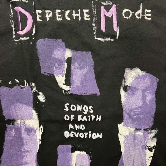 Depeche Mode graphic tshirt - Picture 3 of 4